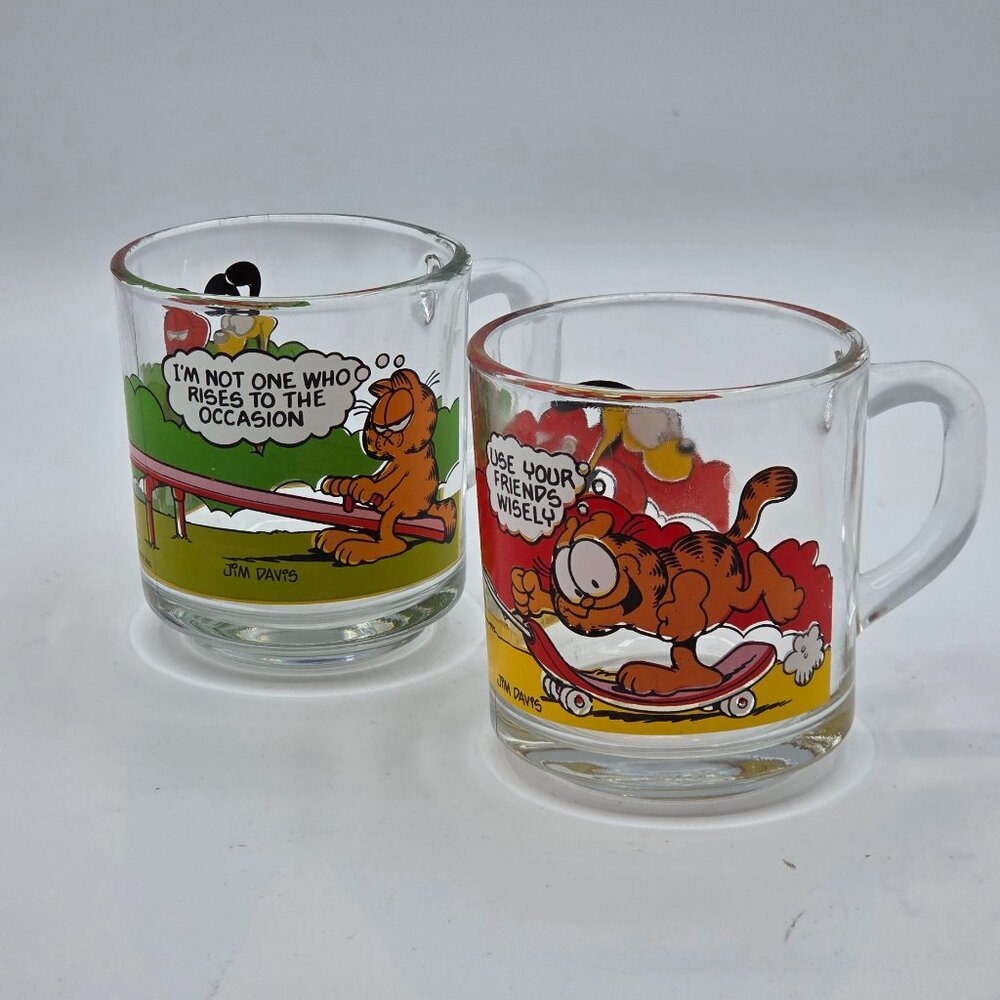 Set Of 2 Vintage McDonald's Garfield Glass Coffee Mugs Tea Cups‎ 1978